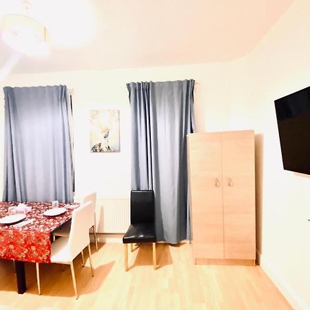 Lovely 3 Bedroom Property Next To Paddington Station Central London Exterior foto